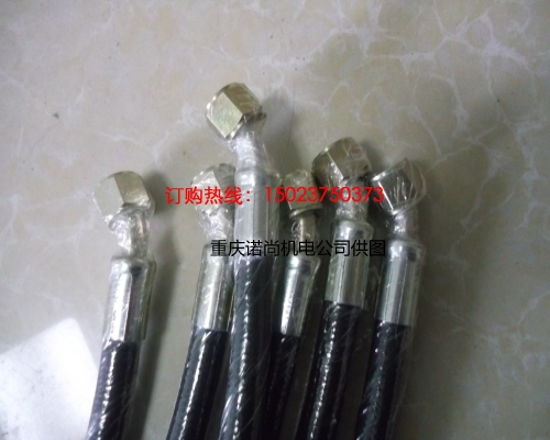 康明斯K38-P600消防柴油機燃油管軟管3634389