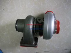 東風(fēng)康明斯6CT8.3工程發(fā)動機(jī)廢氣增壓器3537010
